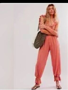 NWOT Free People One
Sydney Jumpsuit Coral Lace Gauze Tie Ankle
Boho XS